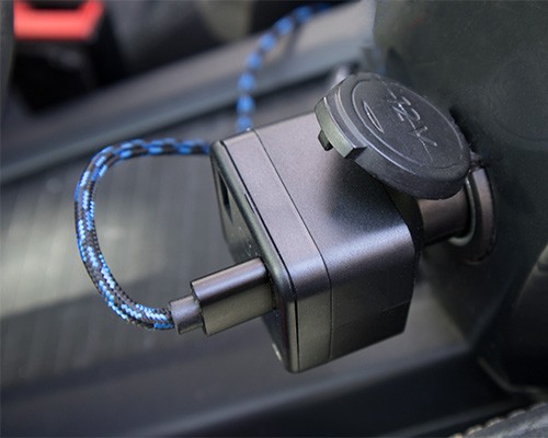 Antivol Traceur GPS Voiture, Cacher Chargeur Voiture USB avec GPS,  Détection ACC, Alerte de Survitesse, Surveillance Vocale, Bouton SOS,  Alerte de